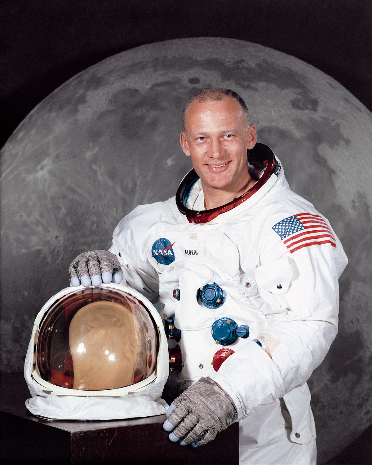 buzz aldrin nasa